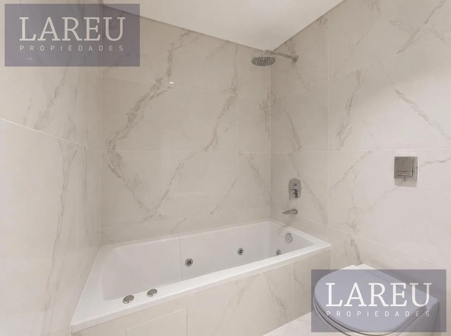 Departamento en Cristaline en Venta amoblado, Pilar 5