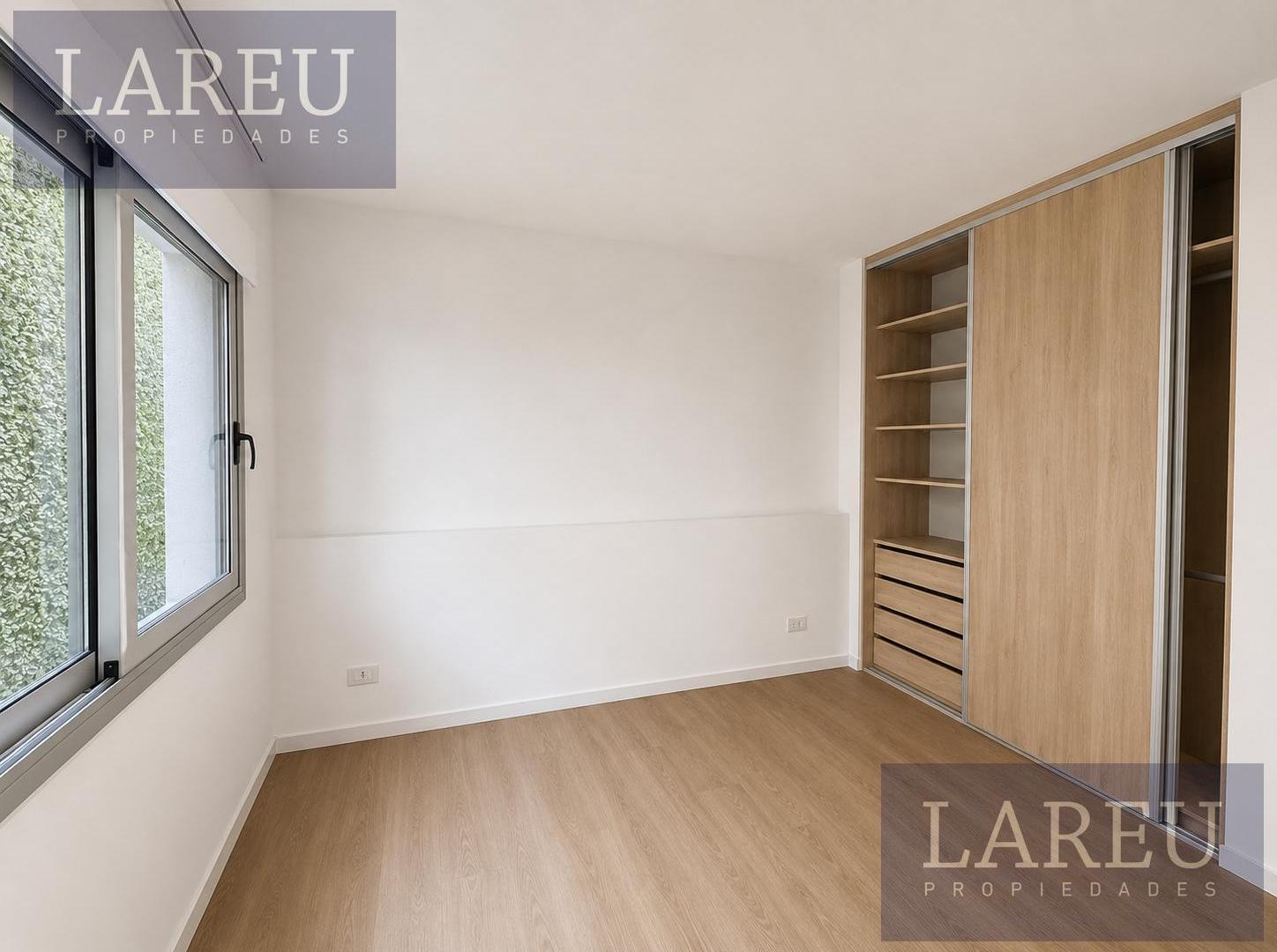 Foto de Departamento en Cristaline en Venta amoblado, Pilar, imagen 2