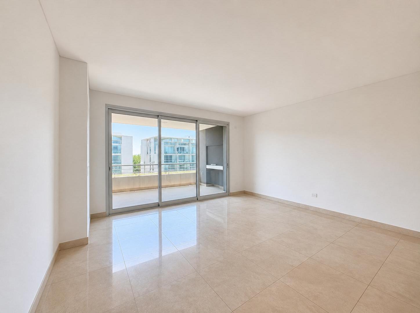 Foto de Departamento en Cristaline en Venta amoblado, Pilar, imagen 1