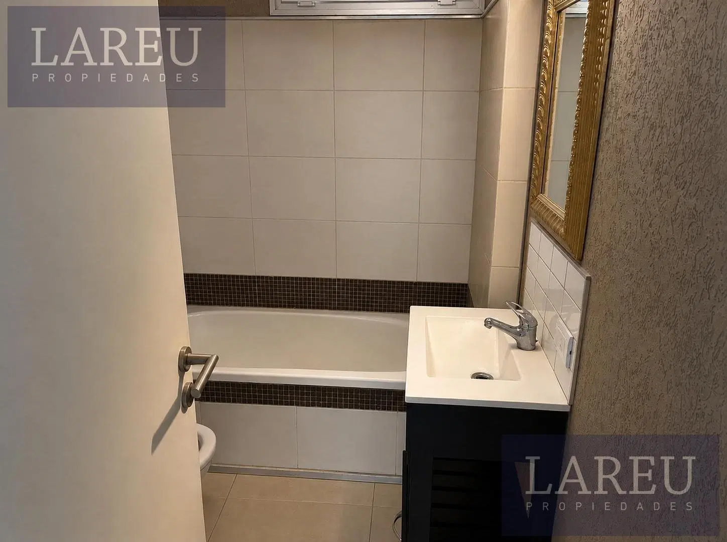 Departamento en Alquiler en La Nazarena - Pilar. 8