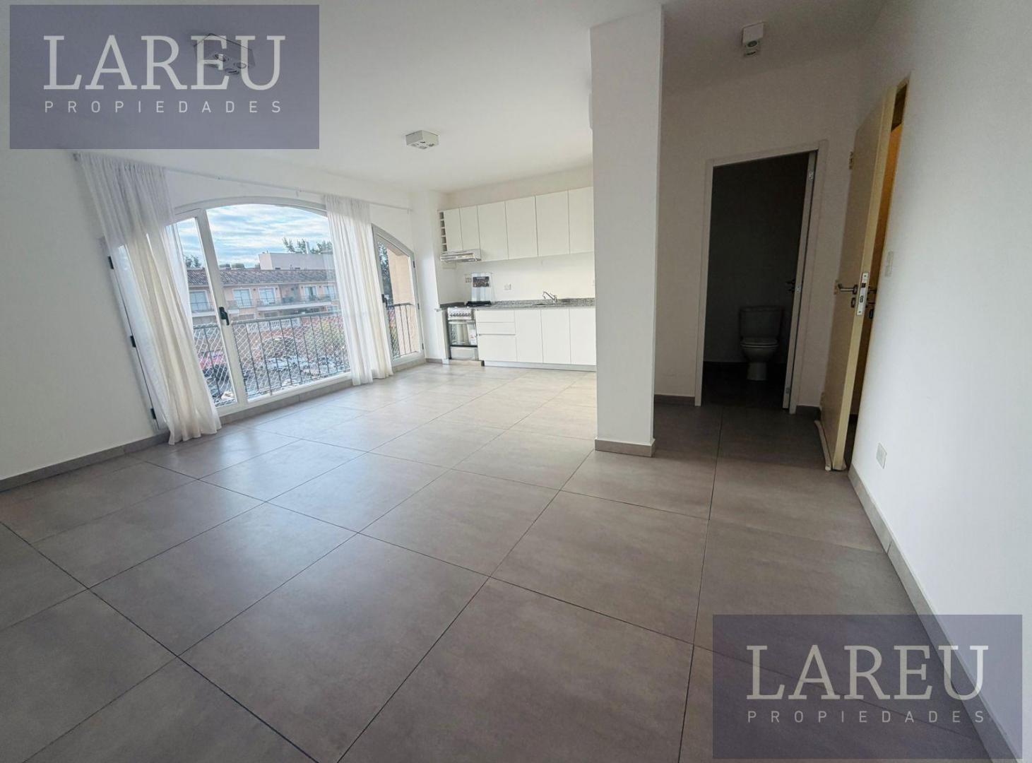 Foto de Departamento en Alquiler en Pueblo Caamaño, Pilar, imagen 1
