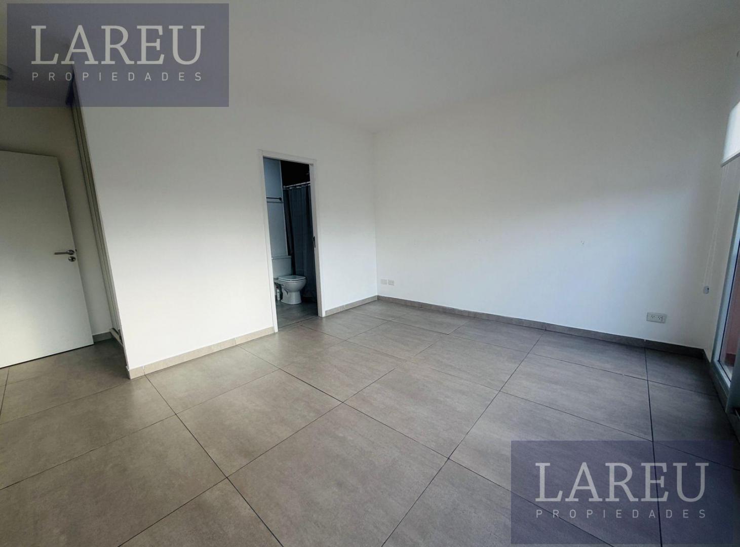 Foto de Departamento en Alquiler en Pueblo Caamaño, Pilar, imagen 4