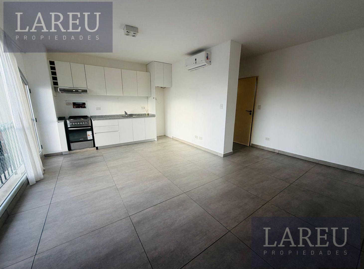 Foto de Departamento en Alquiler en Pueblo Caamaño, Pilar, imagen 3