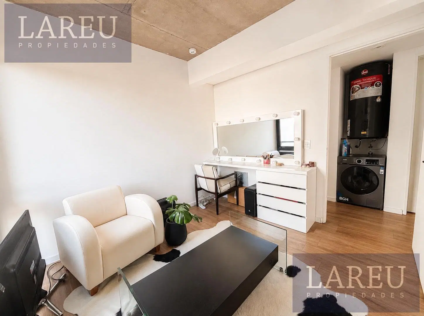 Departamento 3 ambiente en Alquiler anual  en  Agora I, 46 Plaza. Apto vivienda y profesional 3