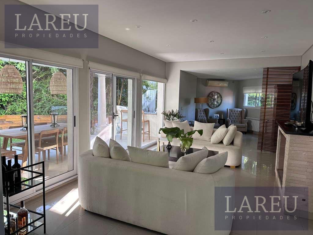 Casa en Pilar Del Lago