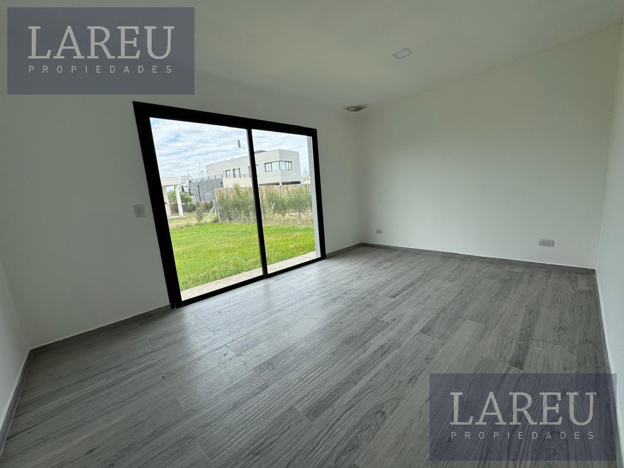 Foto de Casa en Venta en Santa Emilia, Pilar Del Este, imagen 5