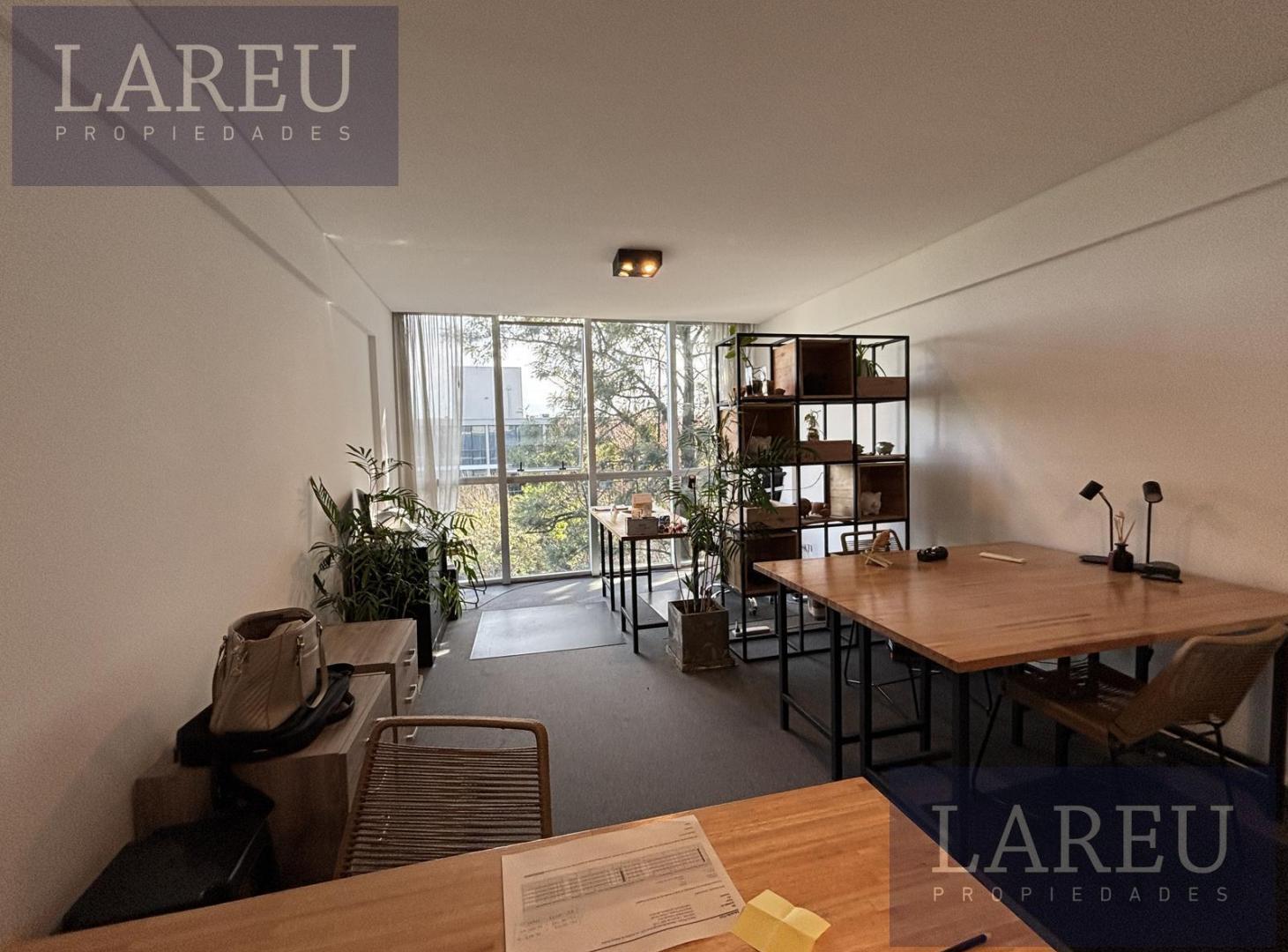 Foto de Oficina en Alquiler en 46 Plaza, Agora II -Pilar, imagen 3