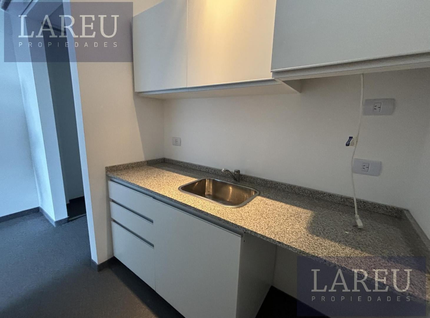 Foto de Oficina en Alquiler en 46 Plaza, Agora II -Pilar, imagen 2