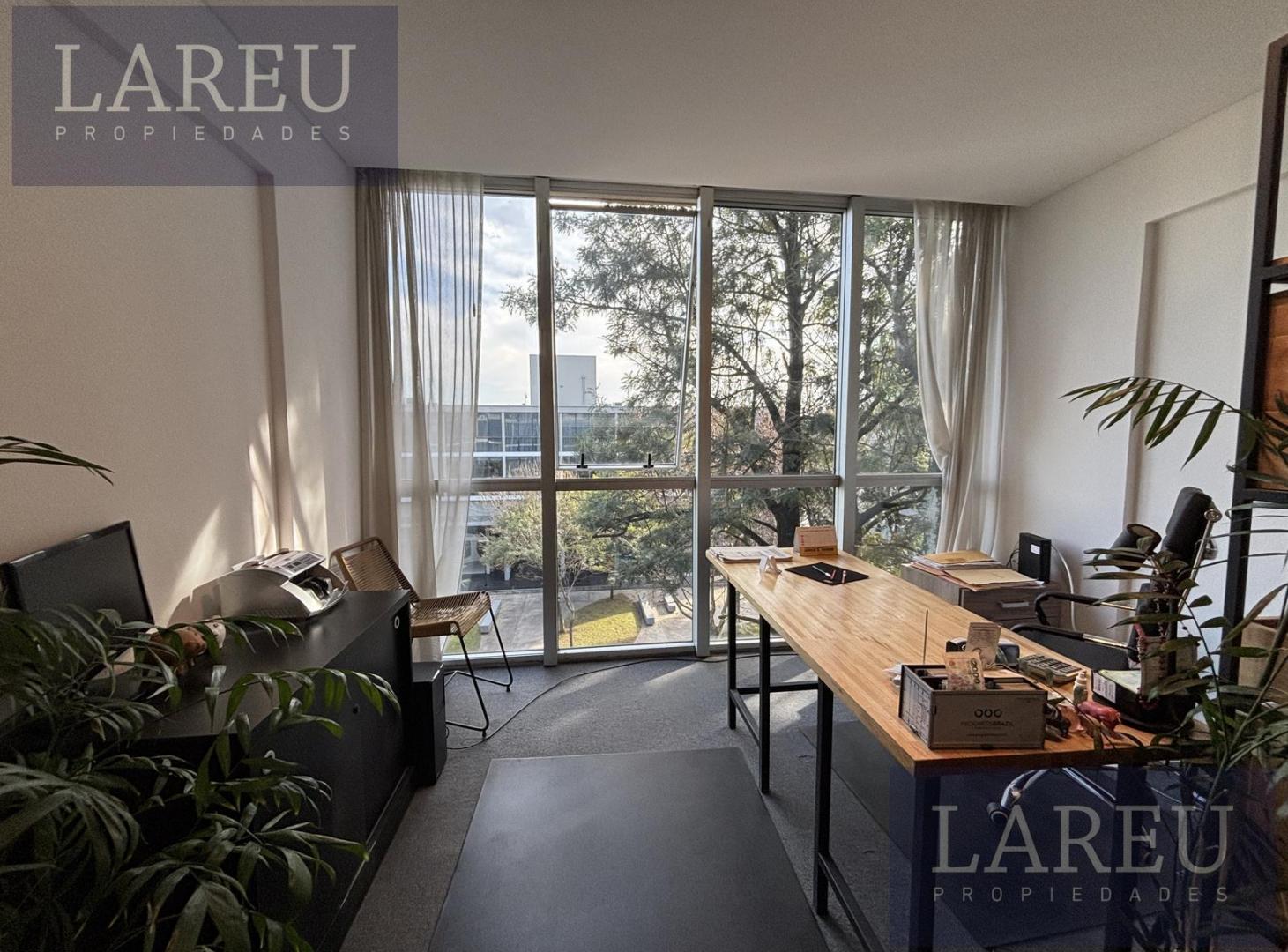 Foto de Oficina en Alquiler en 46 Plaza, Agora II -Pilar, imagen 1