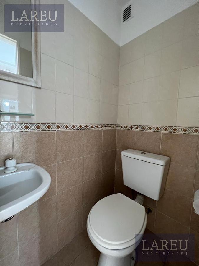 Foto de Casa en Venta en el Barrio Privado Bermudas Pilar, imagen 2