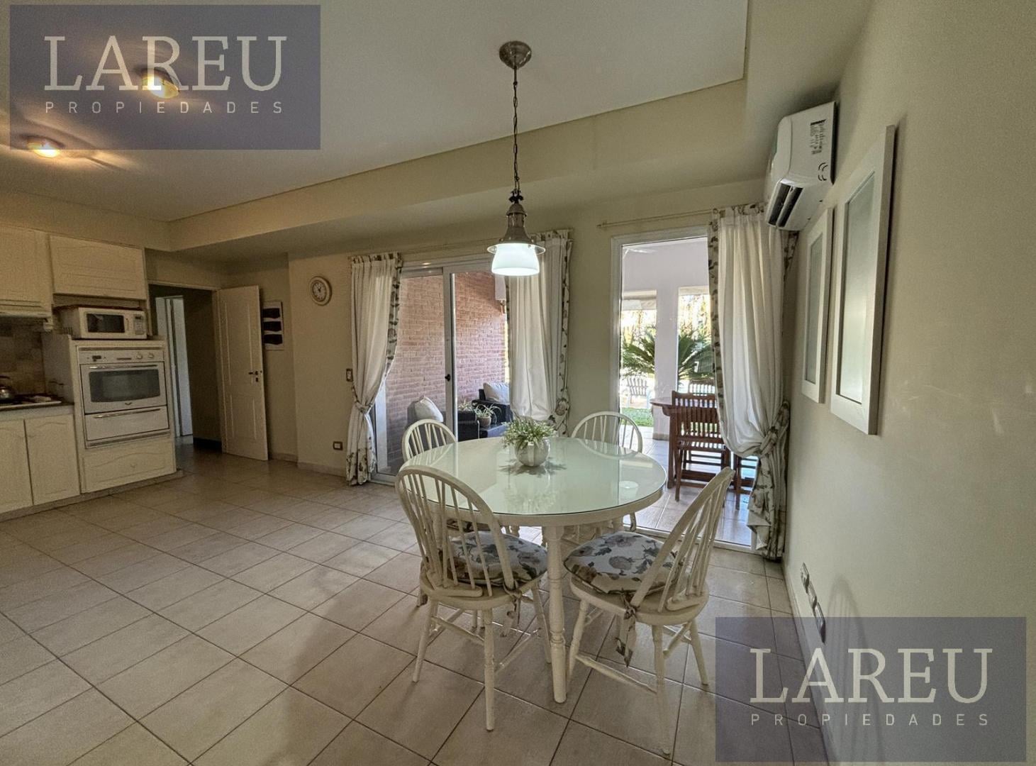 Foto de Casa en Venta en el Barrio La Delfina, Pilar, imagen 2