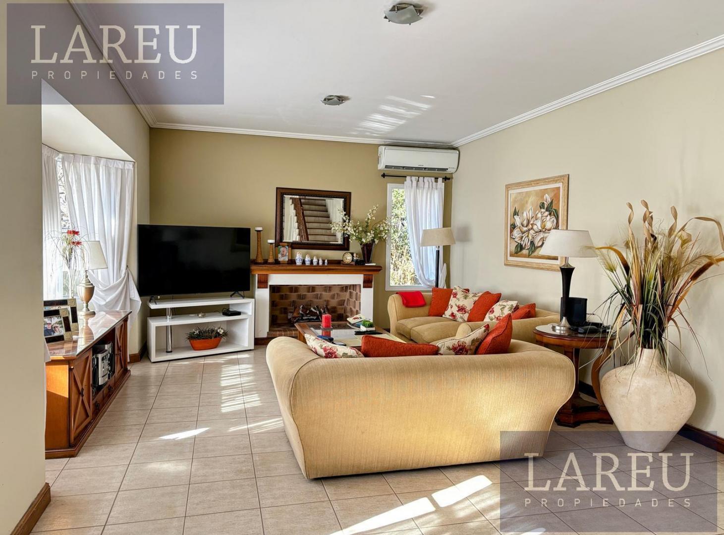 Foto de Casa en Venta en el Barrio La Delfina, Pilar, imagen 1