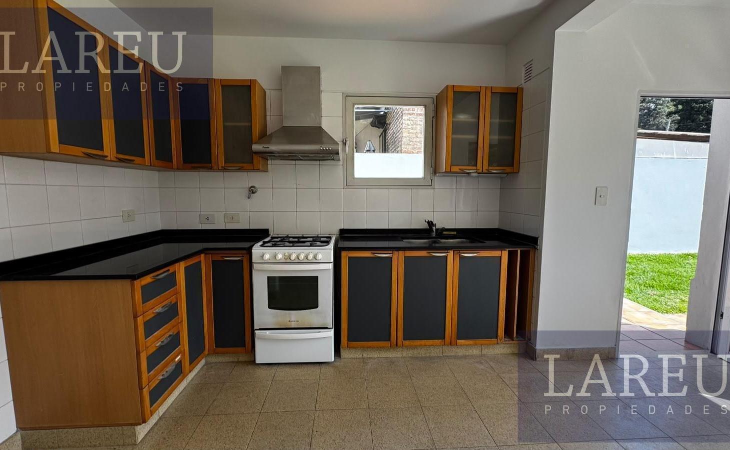 Foto de Casa en Alquiler anual - Barrio Privado El Portillo, imagen 5