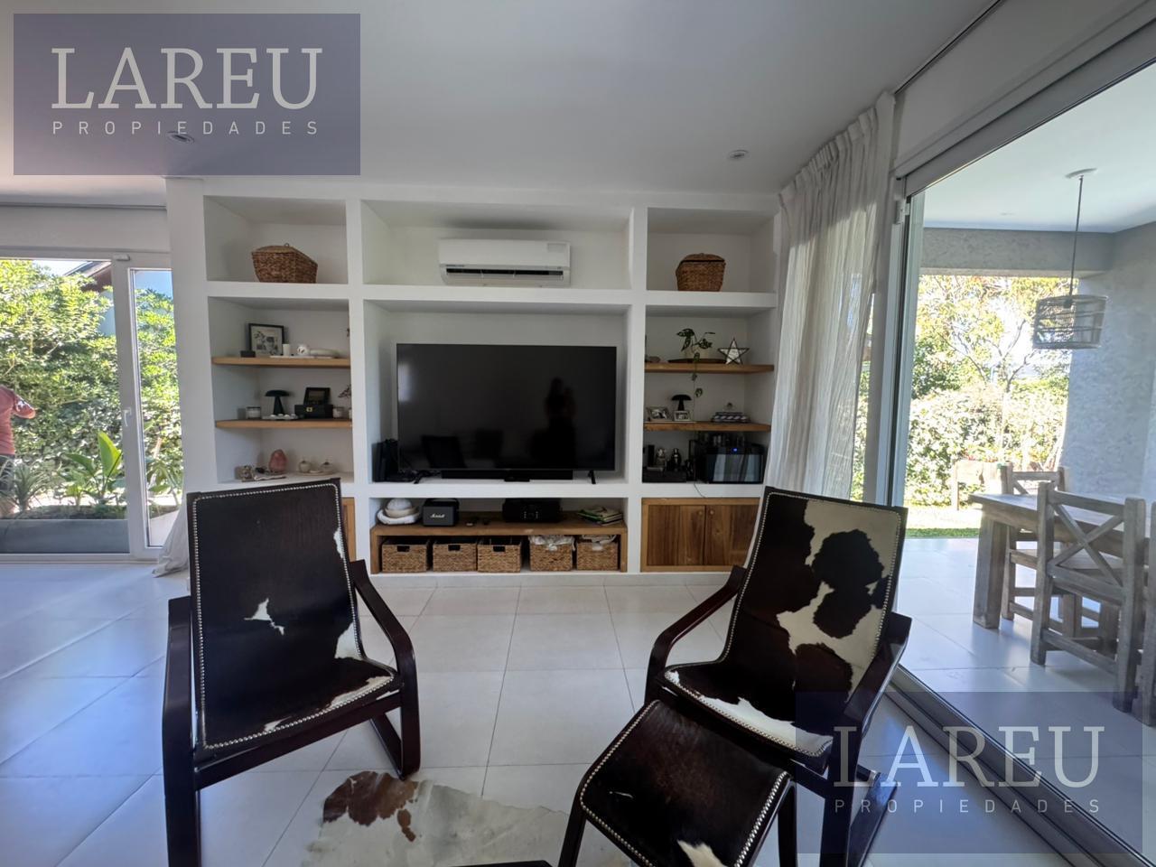 Foto de Casa en venta en La Cañada, Los Arces Pilar., imagen 2