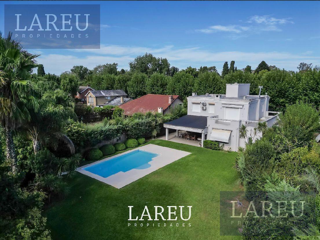 Foto de Casa en Venta en el Barrio Privado Bermudas, Pilar, imagen 1