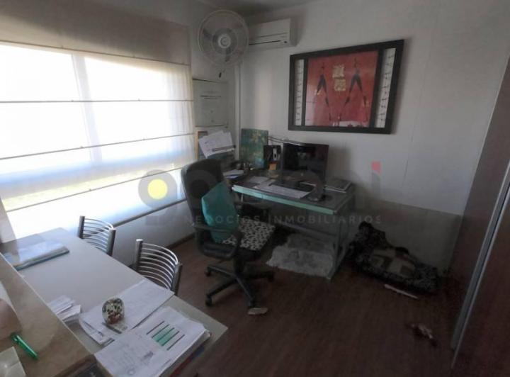 Hermoso dúplex frente a Plaza Conesa con vista única!! 5