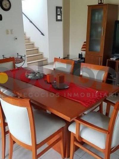 Excelente Casa En Venta con Piscina en Altos De Hudson I