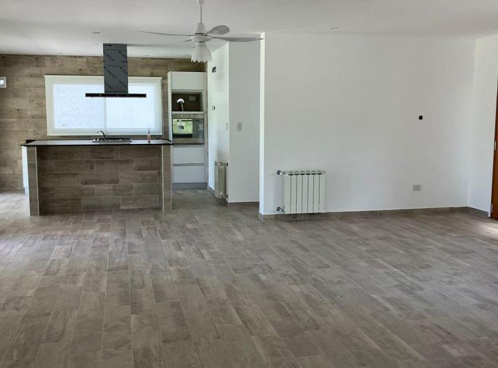 Propiedad a estrenar con Piscina en Fincas de Hudson 4
