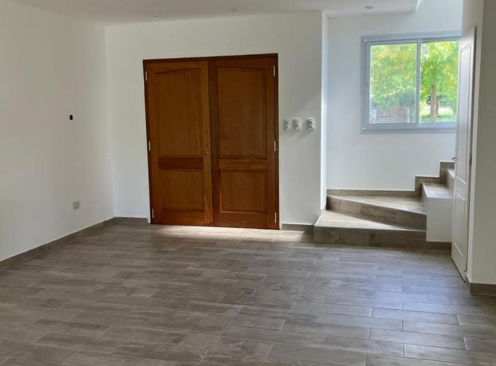 Propiedad a estrenar con Piscina en Fincas de Hudson 3