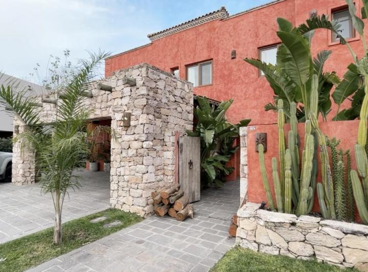 Espectacular casa en venta en Fincas de Hudson 4