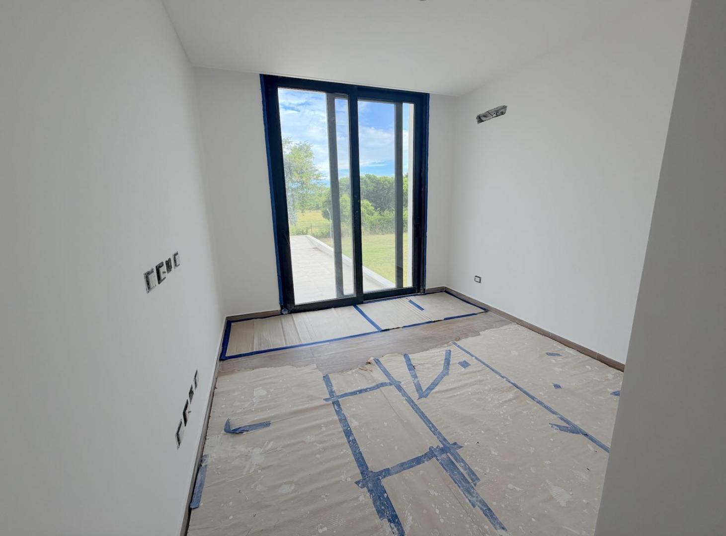 Foto de Imponente Propiedad a estrenar con Piscina sobre Lote de 1100 m2, imagen 5