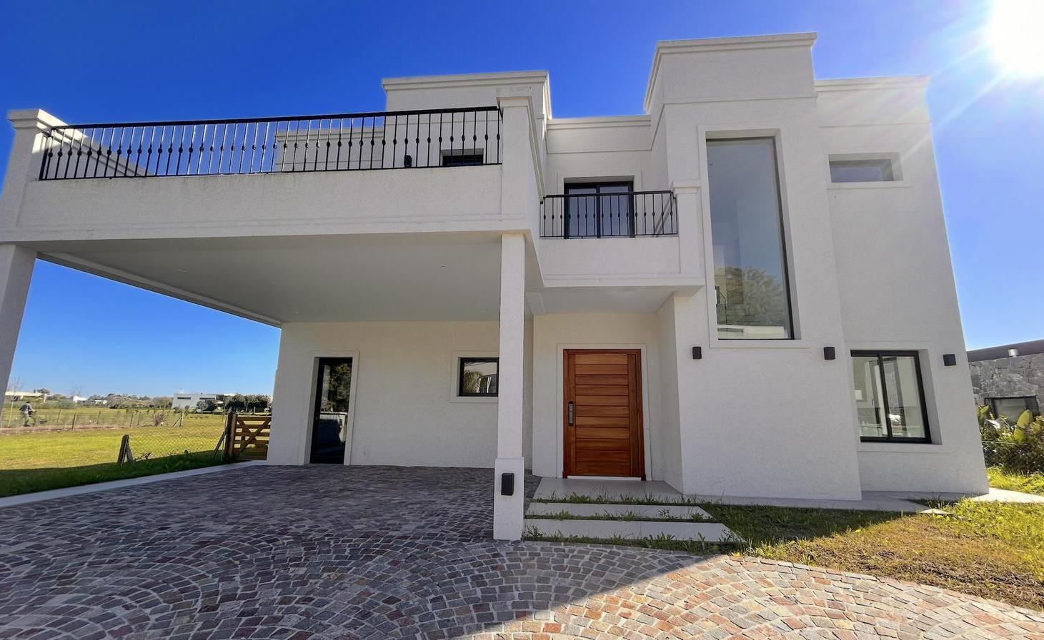 Foto de Casa a estrenar con Piscina en Greenville, imagen 1