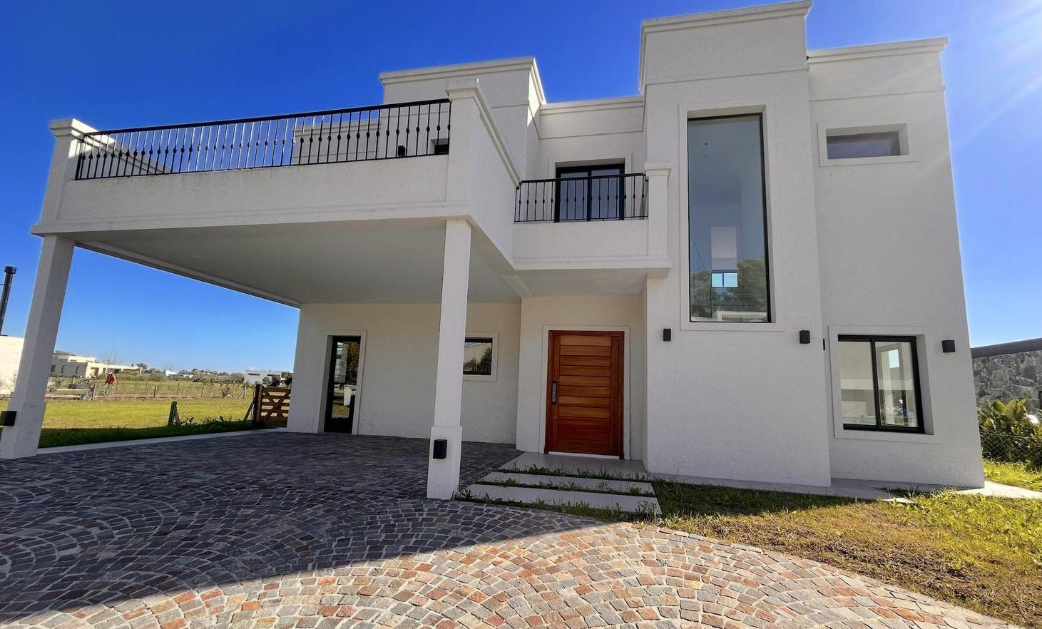 Foto de Casa a estrenar con Piscina en Greenville, imagen 3