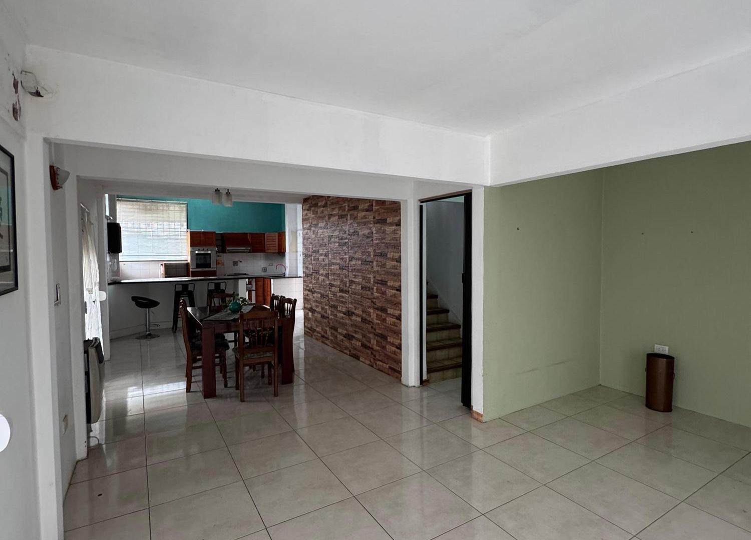 Foto de CASA 3/4 DORM CON PILETA, imagen 3
