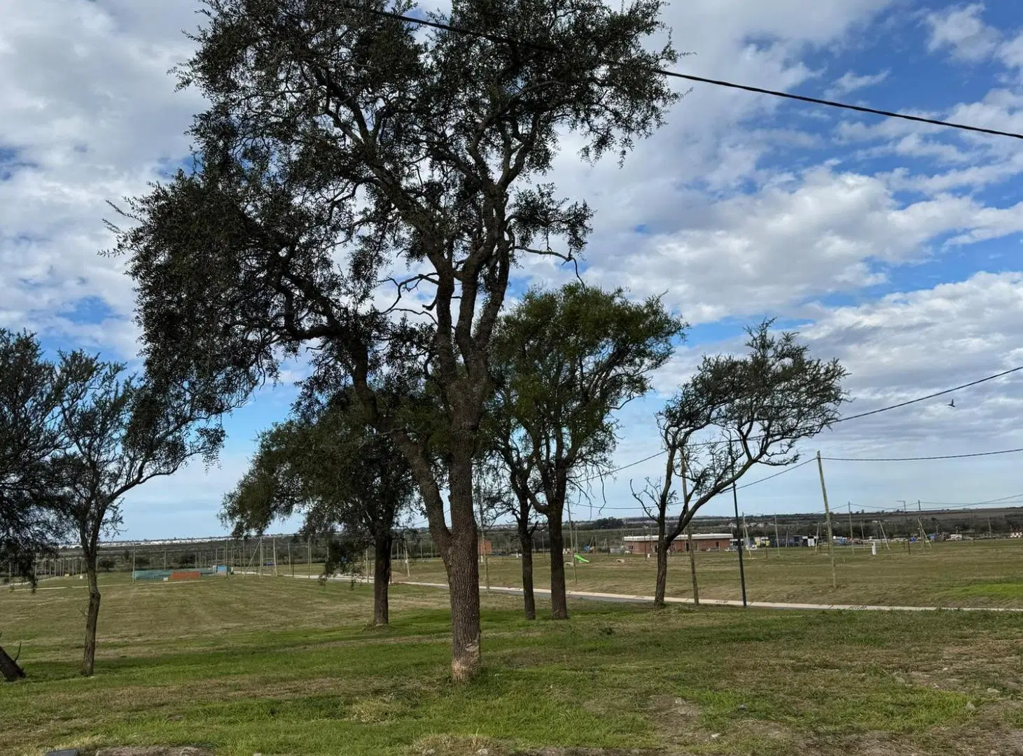 Lote en Docta con Posesion frente espacio Verde 2