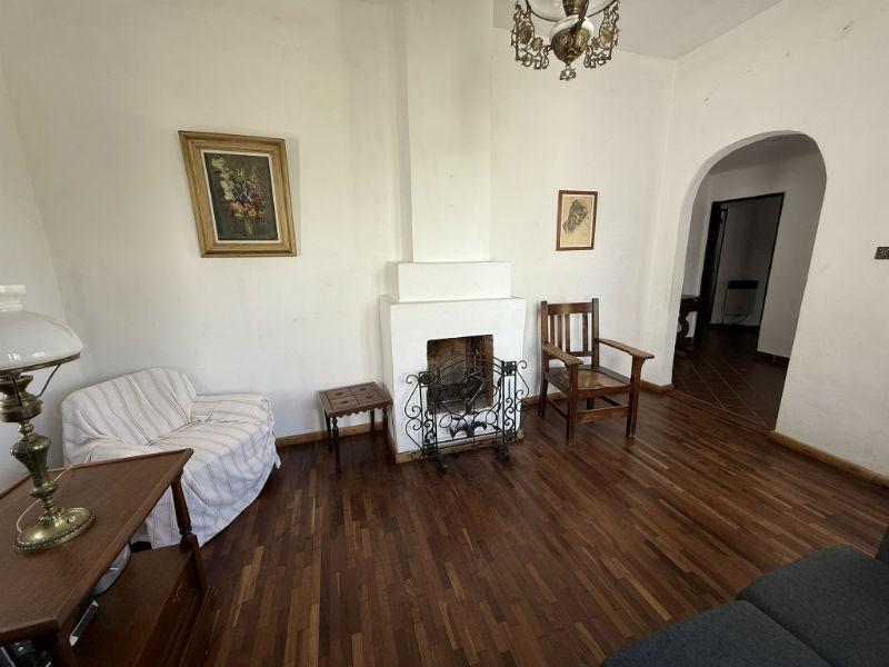 Foto de OPORTUNIDAD!! CASA CON 937METROS DE TERRENO Y SALIDA A DOS CALLES-IDEAL, imagen 2