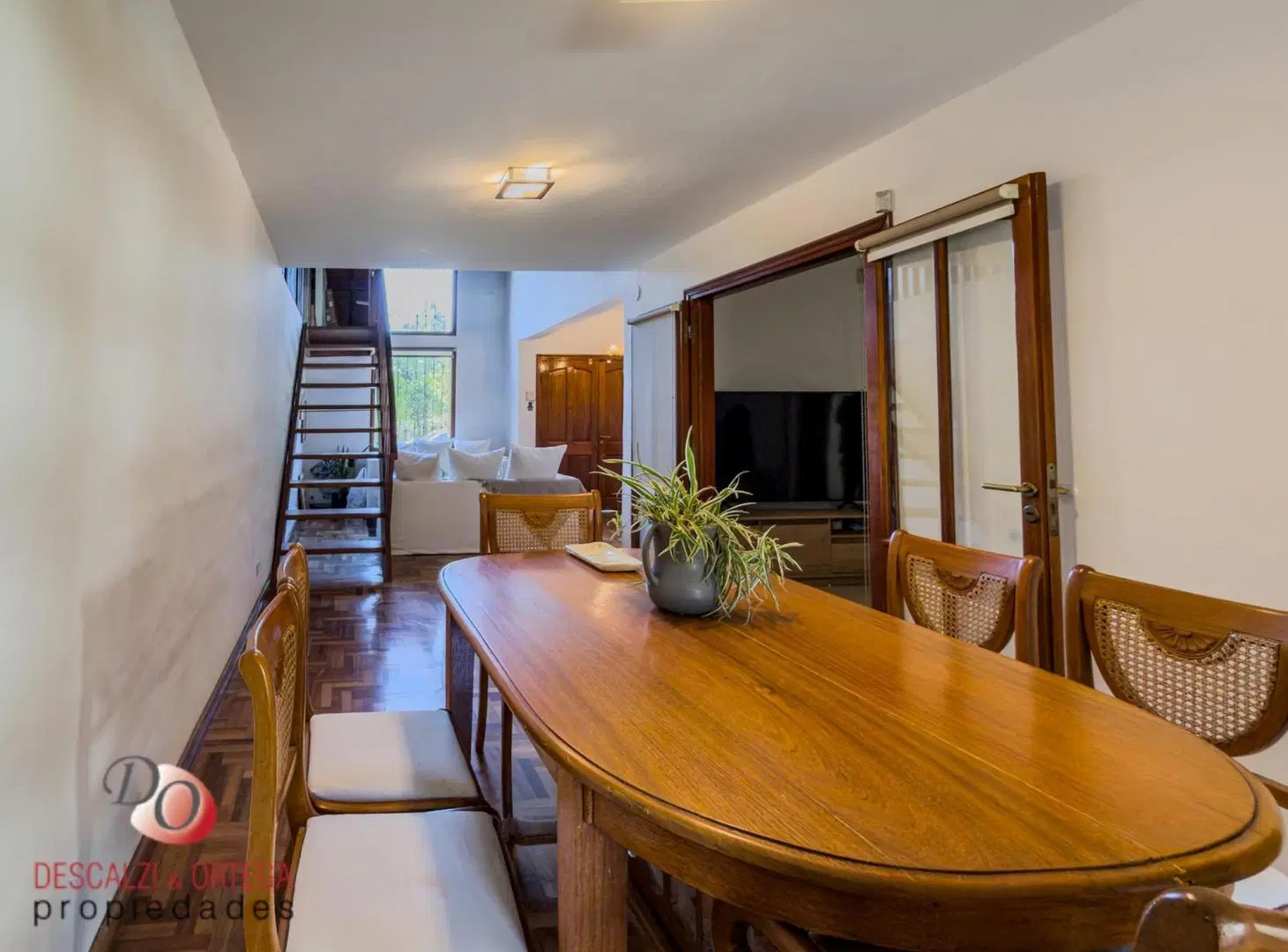 Casa en Venta - Villa Belgrano - 4 Dormitorios - Gran Patio y Piscina 4