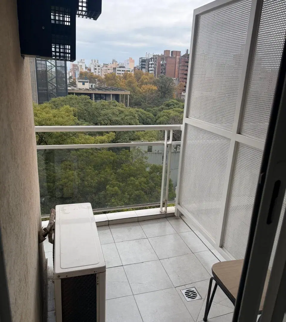 ALQUILER DEPARTAMENTO UN DORMITORIO CON BALCON EN LA ZONA MAS LINDA DEL CENTRO- FRENTE A PLAZA ITALI 2