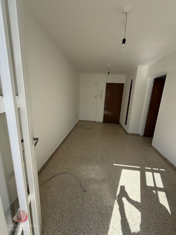 Foto de ALQUILER DEPARTAMENTO 1 DORMITORIO CON PATIO- SOBRE HUMBERTO PRIMO, imagen 4