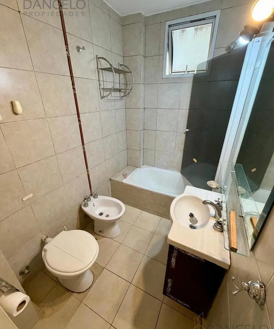 2 AMB C/Balcon, Barra desayunadora, Placard, Aire acondicionado 2