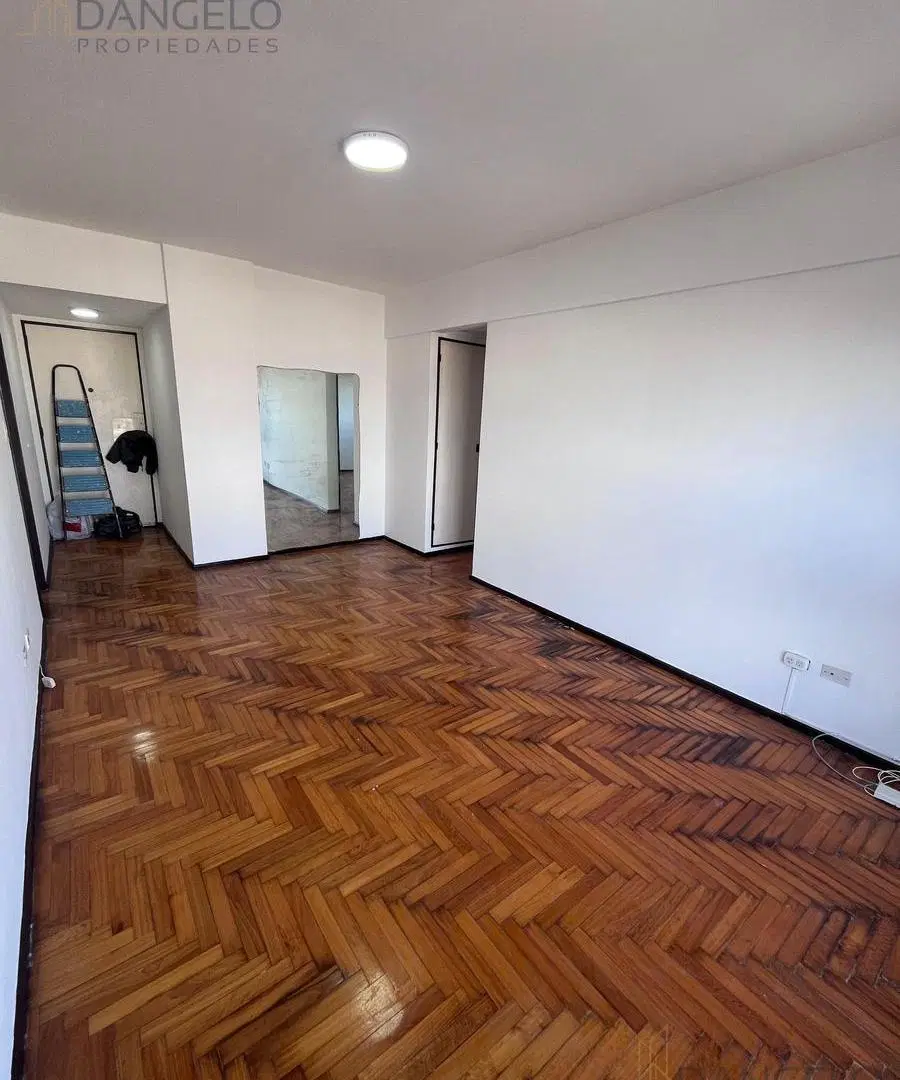 2 AMB - Cocina independiente - Lavadero - Recien pintado - Vista panorámica 2