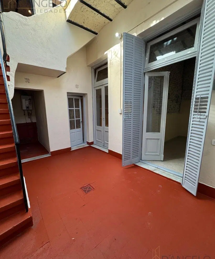 PH 3 AMB + DEPENDENCIA - TERRAZA PROPIA - SIN EXPENSAS 2