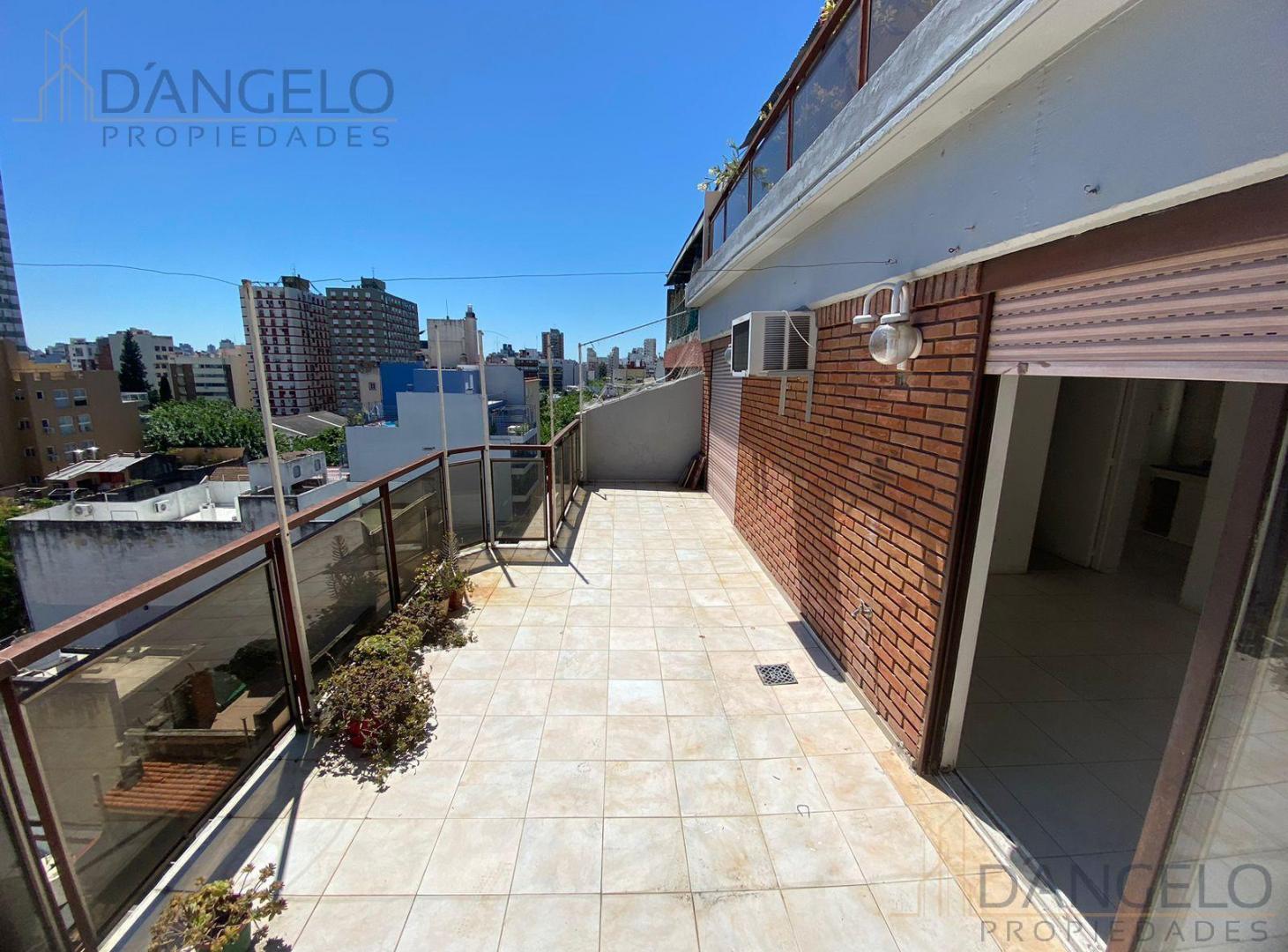 Foto de 2 AMB C/BALCON TERRAZA - A 300 MTS SUBTE A (Acoyte)- CABALLITO, imagen 1