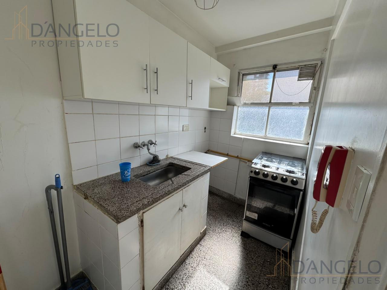 Foto de MONOAMB CON BALCON-Cocina indep - baño completo, imagen 2