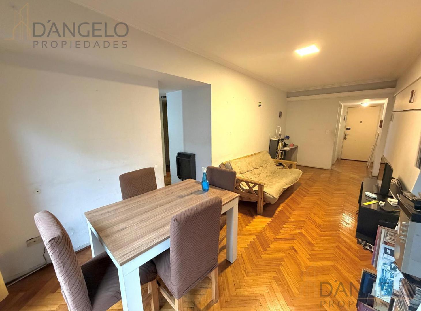 Foto de 3 AMB C/Dependencia - Balcon - Baño y Toilette - Cocina comedor, imagen 3