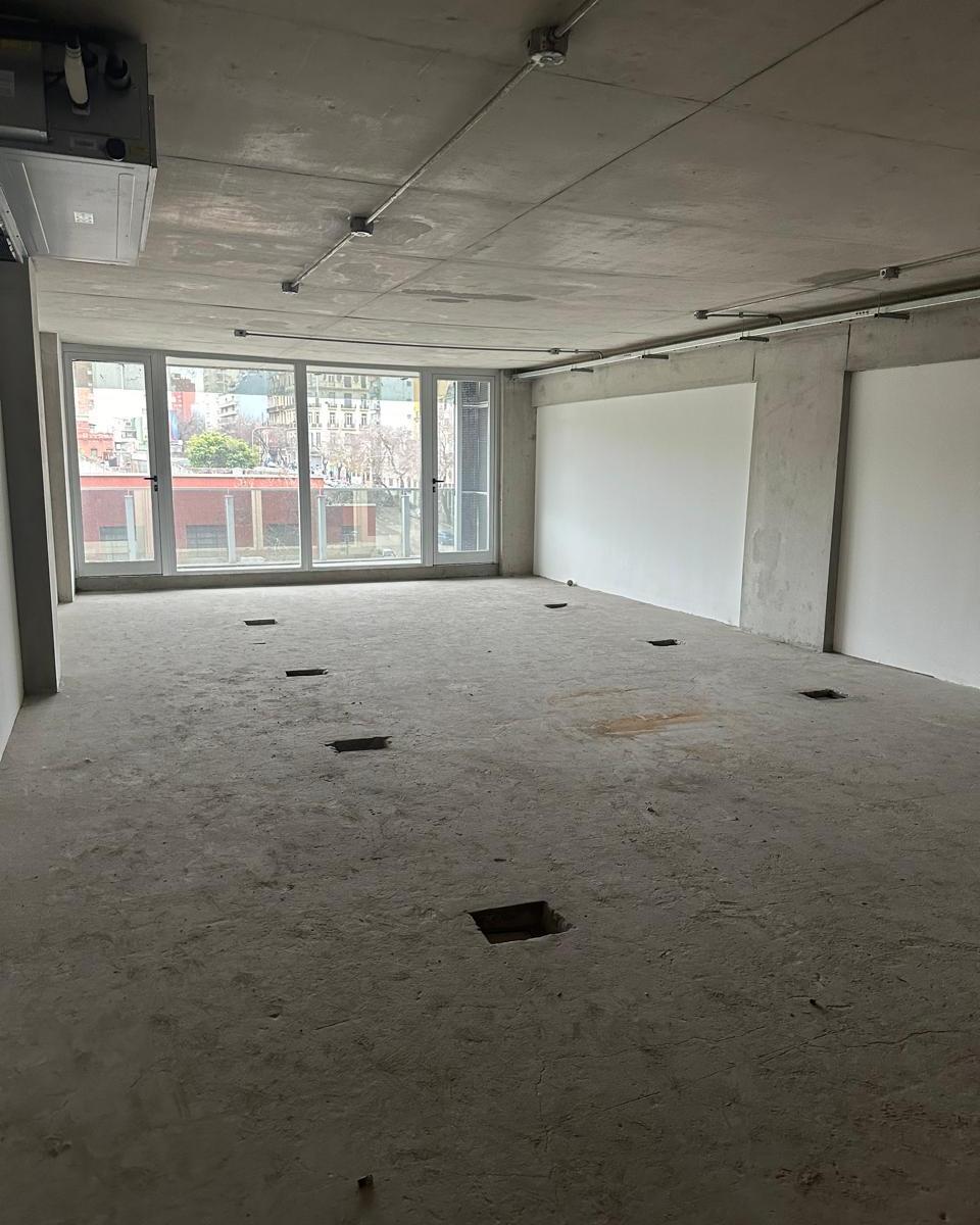 Foto de Oficina triple A 121 m2, Icon Paseo Colon, Cochera, imagen 2