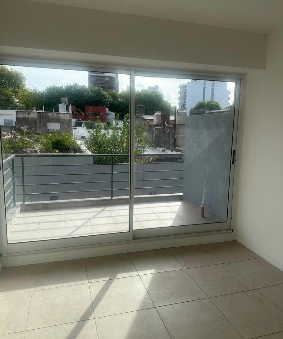 Foto de Departamento con balcón de 33 m² en venta en Floresta Sur, imagen 4