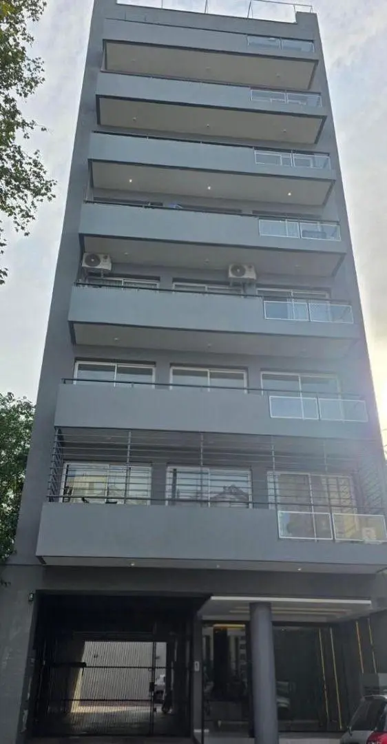 Departamento con balcón de 33 m² en venta en Floresta Sur 2