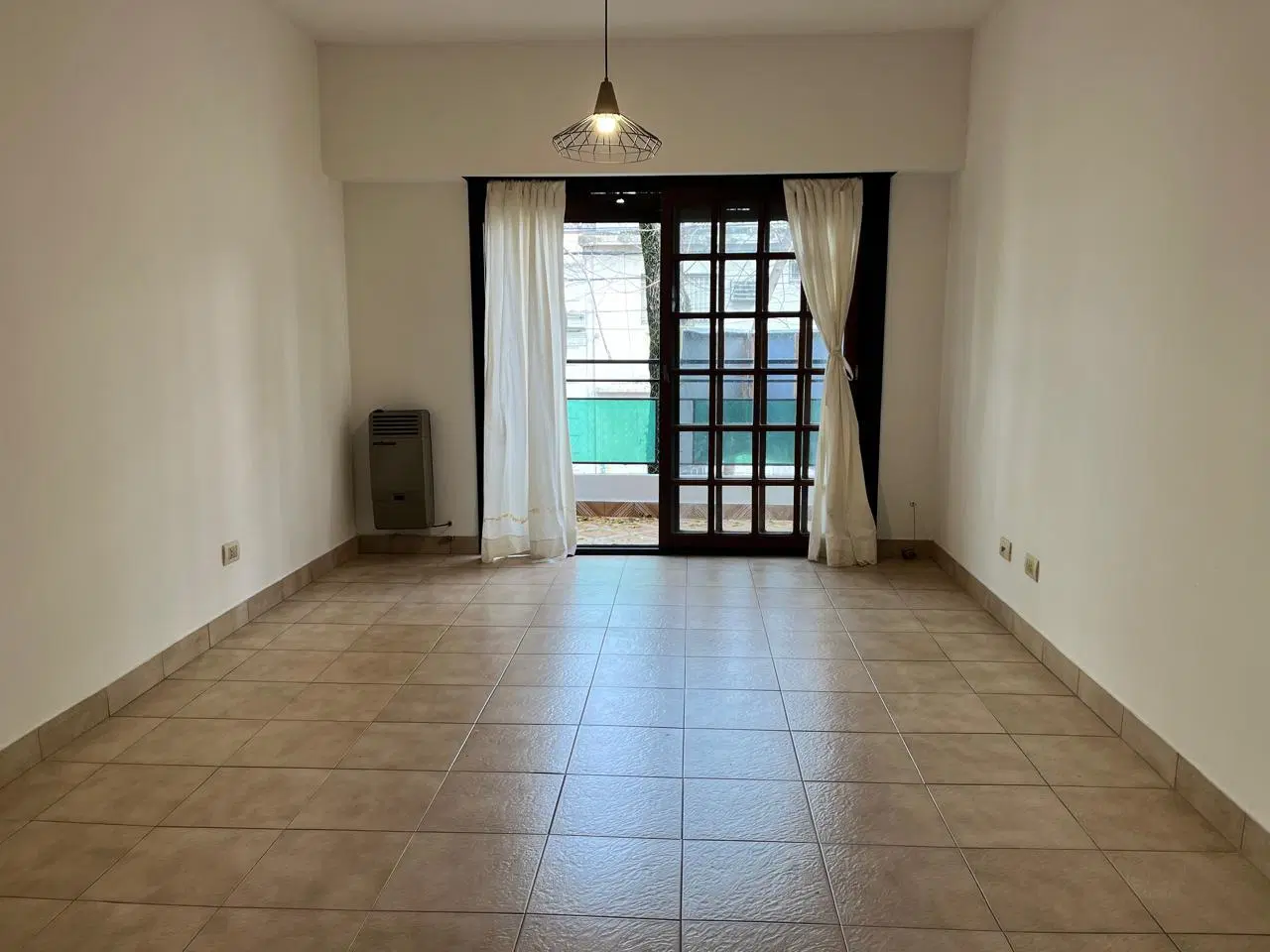 Monoambiente amplio  en Villa Urquiza - Sin expensas 2
