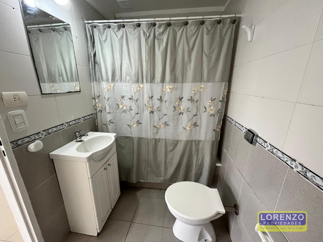 Foto de ¡SÚPER LUMINOSO Y LISTO PARA HABITAR! | 2 Amb. Piso 7 al Frente con, imagen 4