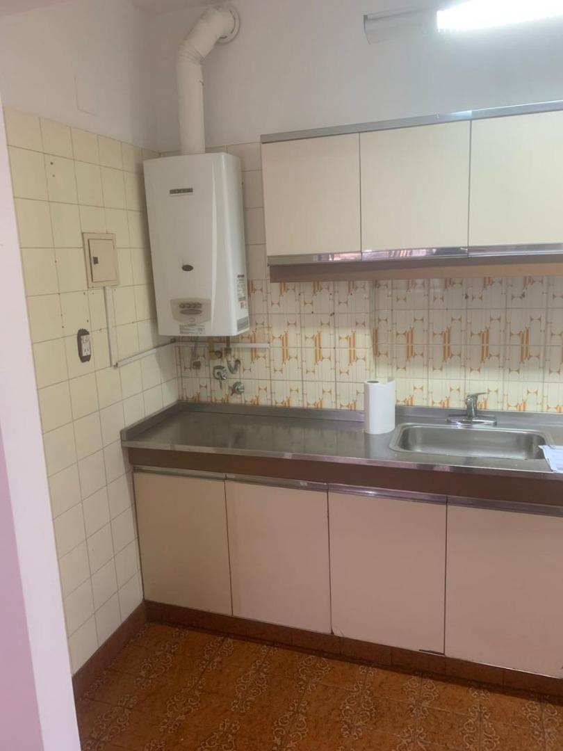Foto de departamento 3 ambientes contrafrente con balcon, imagen 4