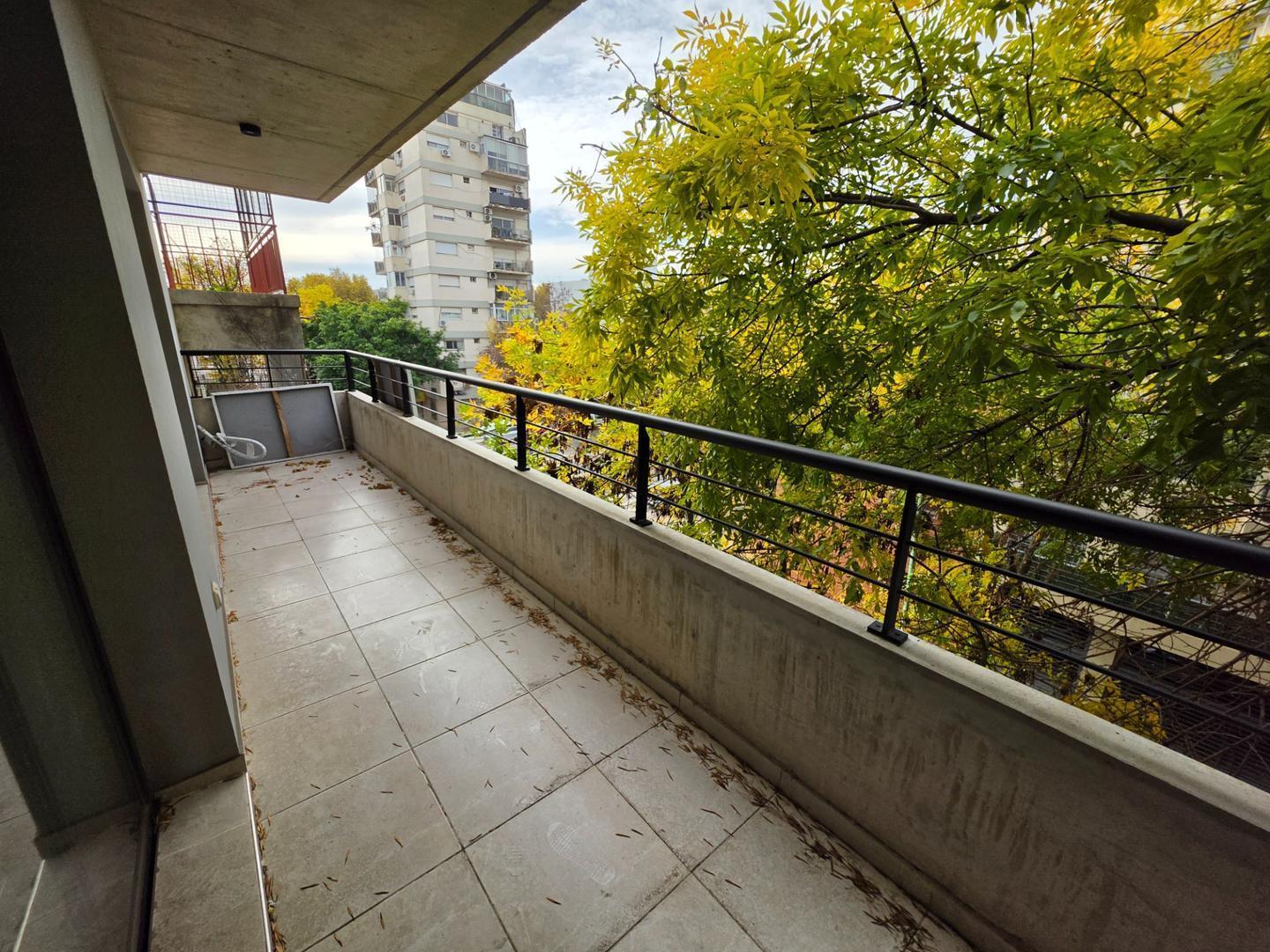 A ESTRENAR SEMIPISO DE 2 AMBIENTE AL FRENTE BCON BALCON