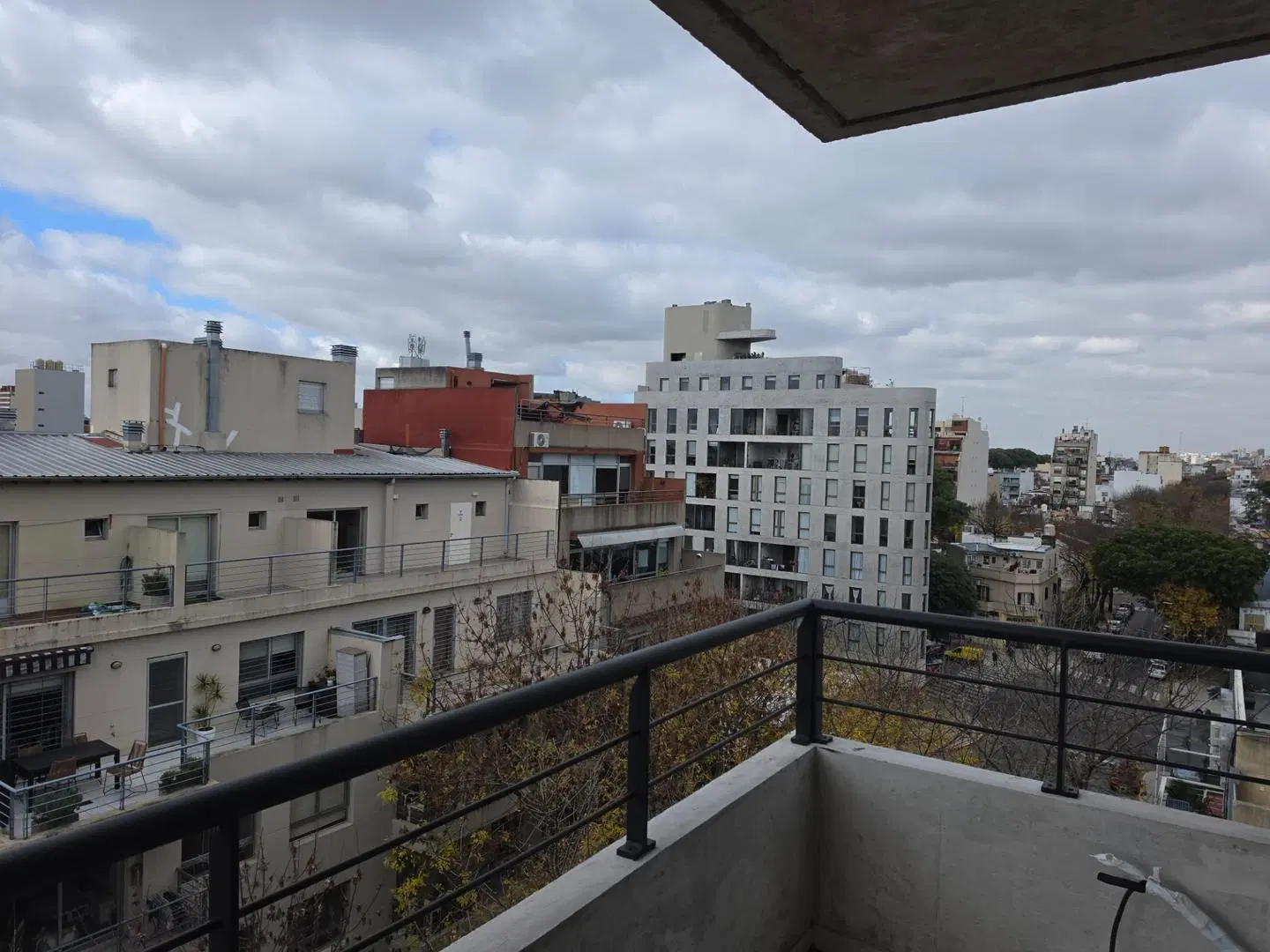 A ESTRENAR SEMIPISO DE 2 AMBIENTE AL FRENTE BCON BALCON 2