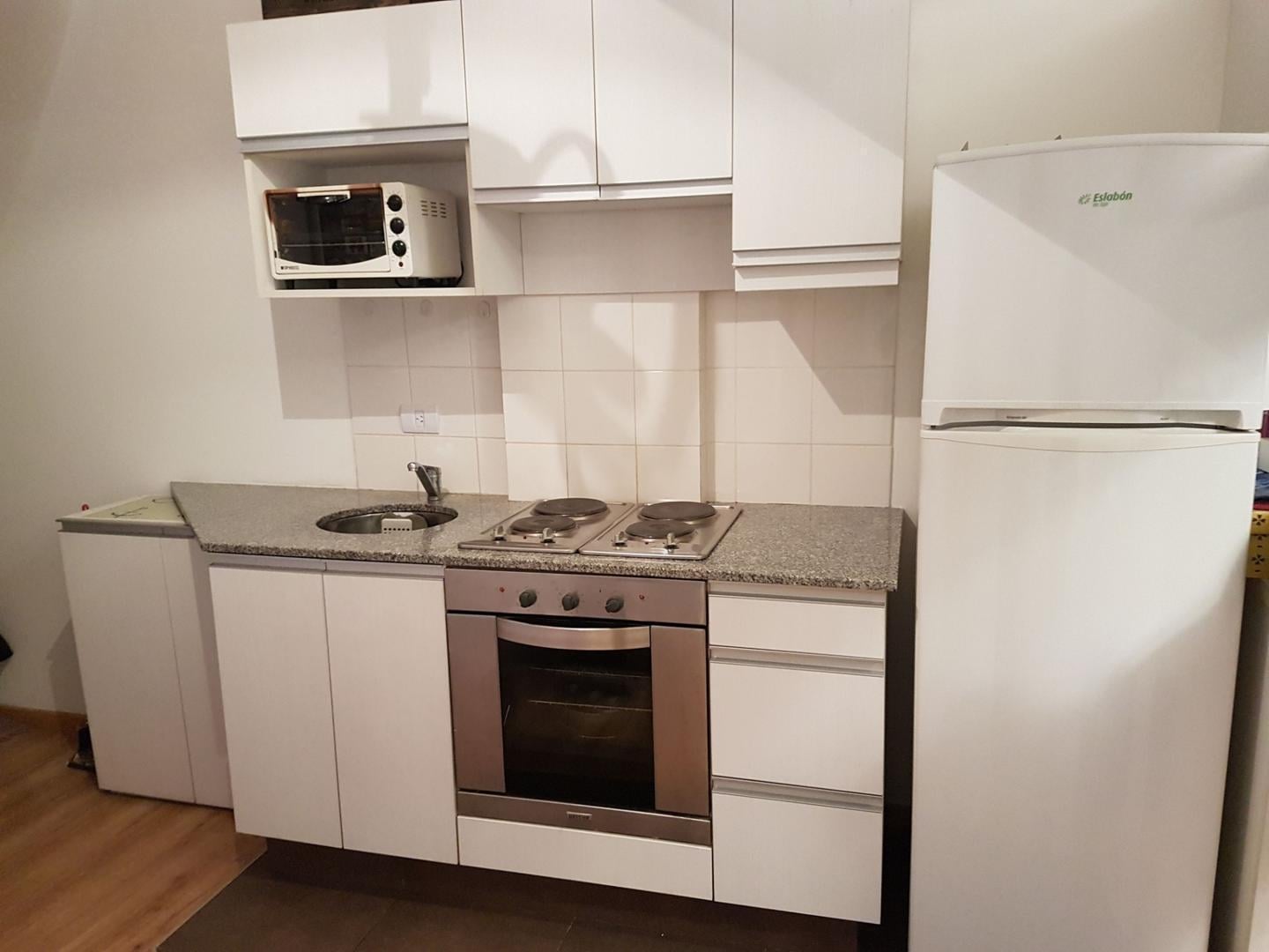 Foto de 2 AMB APTO PROF/VIVIENDA AL FRENTE CON BCON A MTS DE CABILDO, imagen 3