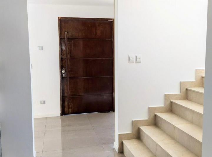 Foto de Casa en Alq. Temporario en Albanueva, Rincón de Milberg, Tigre, imagen 1