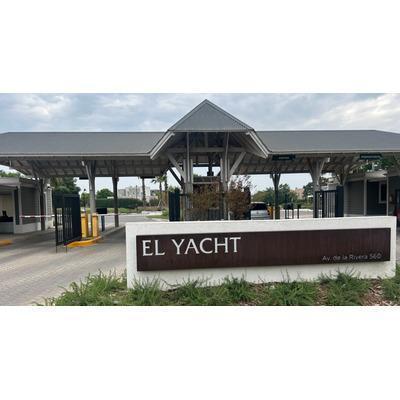 Lote Inigualable en Venta en el Barrio el Yacht